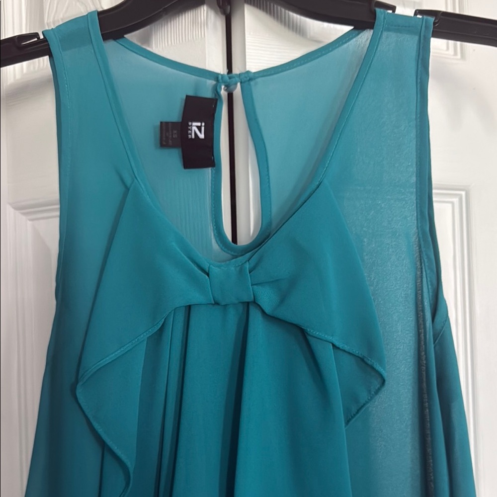 Iz Byer Teal Sleeveless Top with Bow Detail